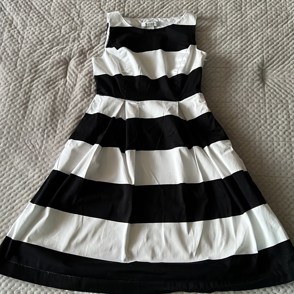 Striped A-Line Dress | White House Black Market | Size 00